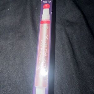 Tarte Maracuja Juicy Plumping Lip in shimmering hibiscus